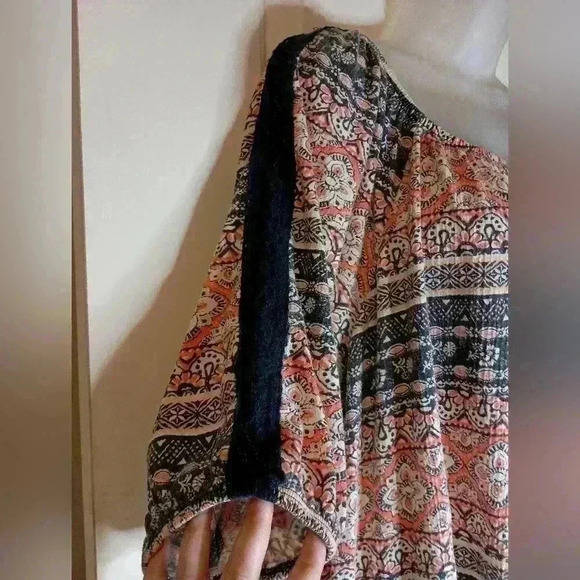 2 FOR 25$ FRENCH LAUNDRY blouse- (#661) - Picture 4 of 7